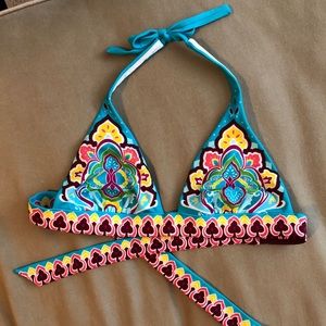 Victoria’s Secret bikini top